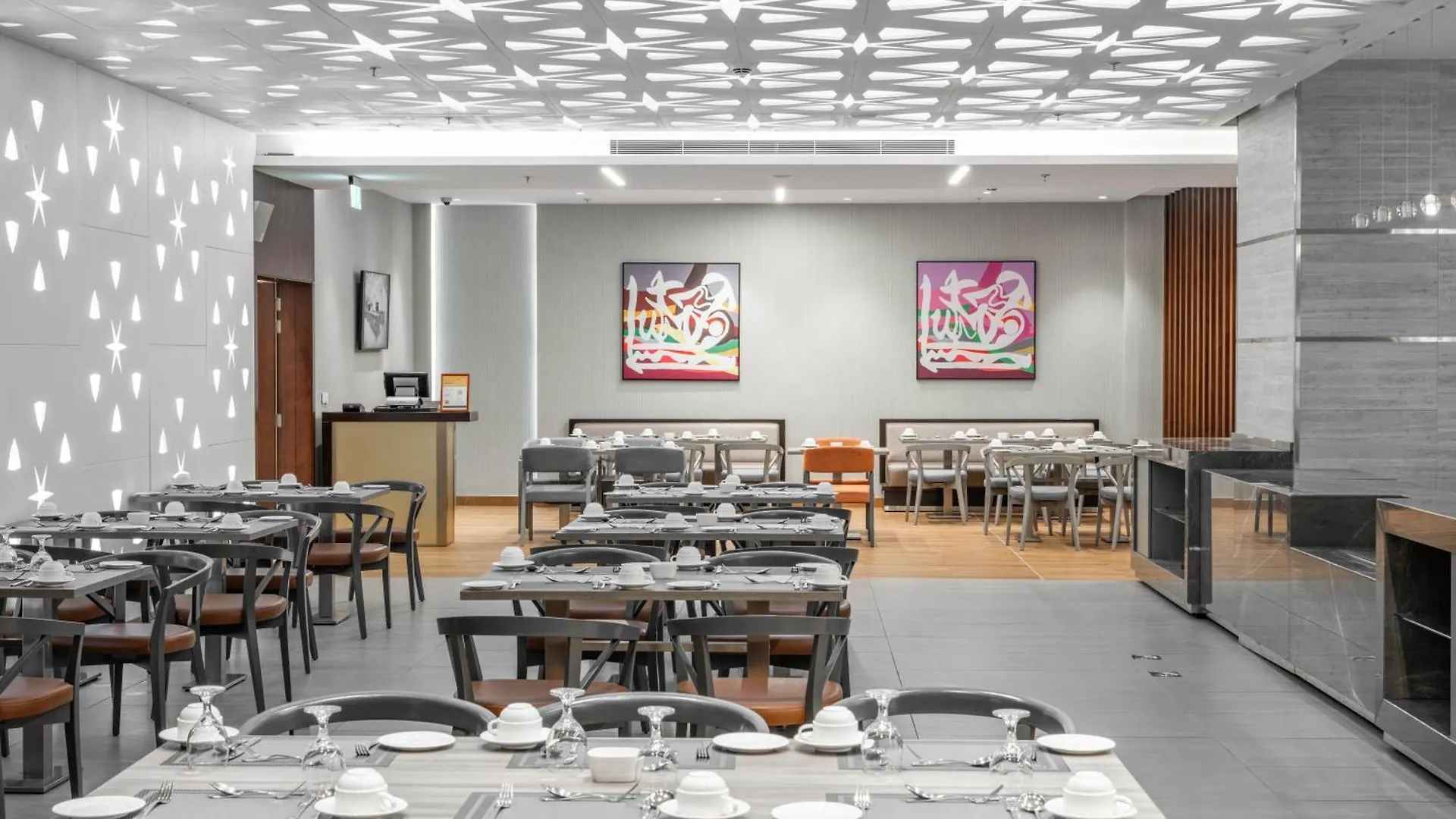 Wirgan Al Noor, Tapestry Collection By Hilton Otel Mekke