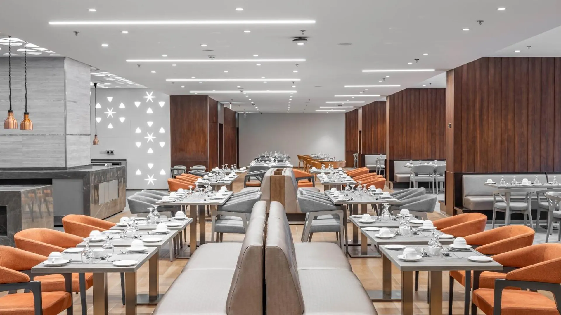 Wirgan Al Noor, Tapestry Collection By Hilton Otel Mekke