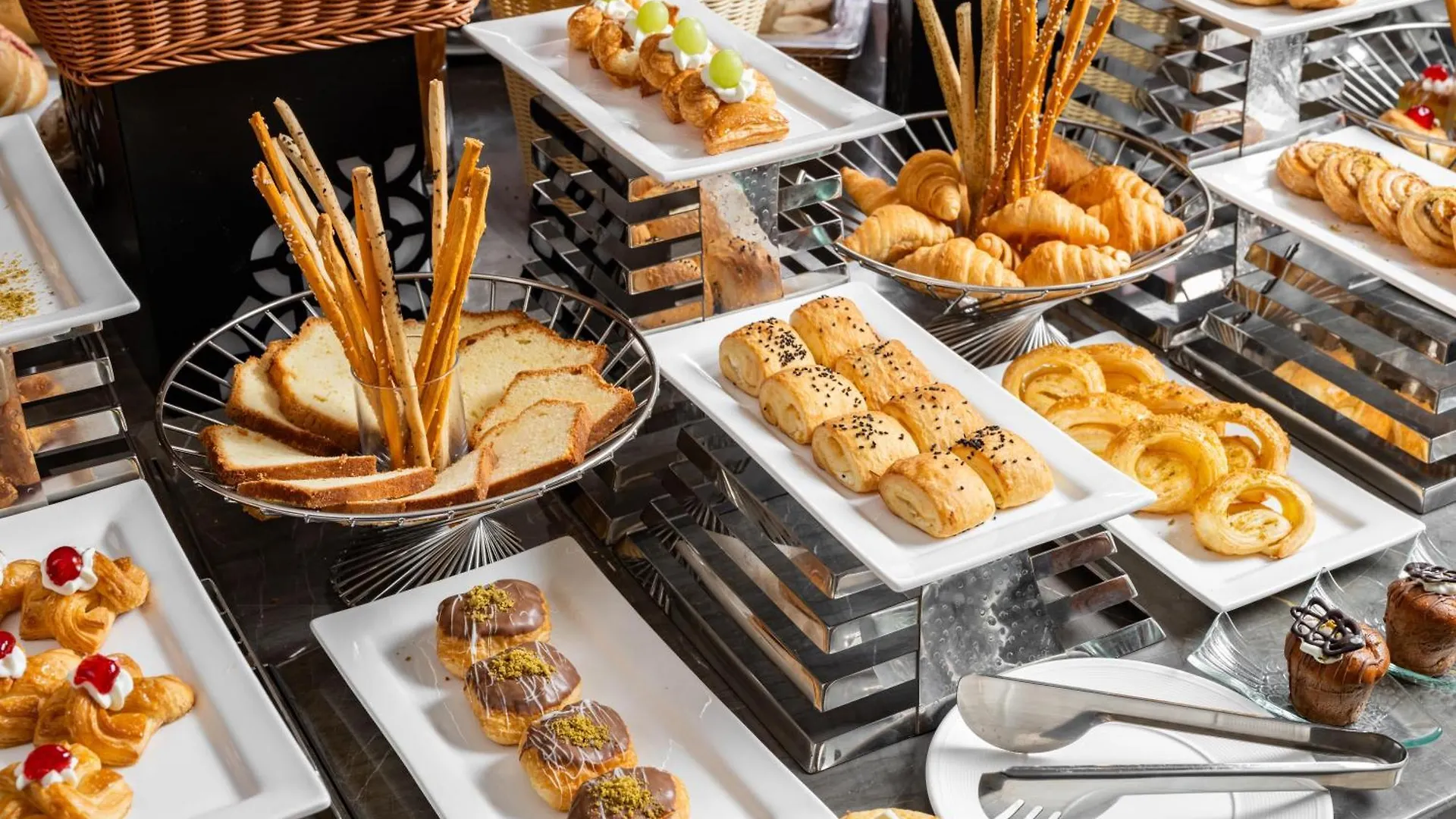 Wirgan Al Noor, Tapestry Collection By Hilton Hotel Mecca 4*,  Arab Saudi