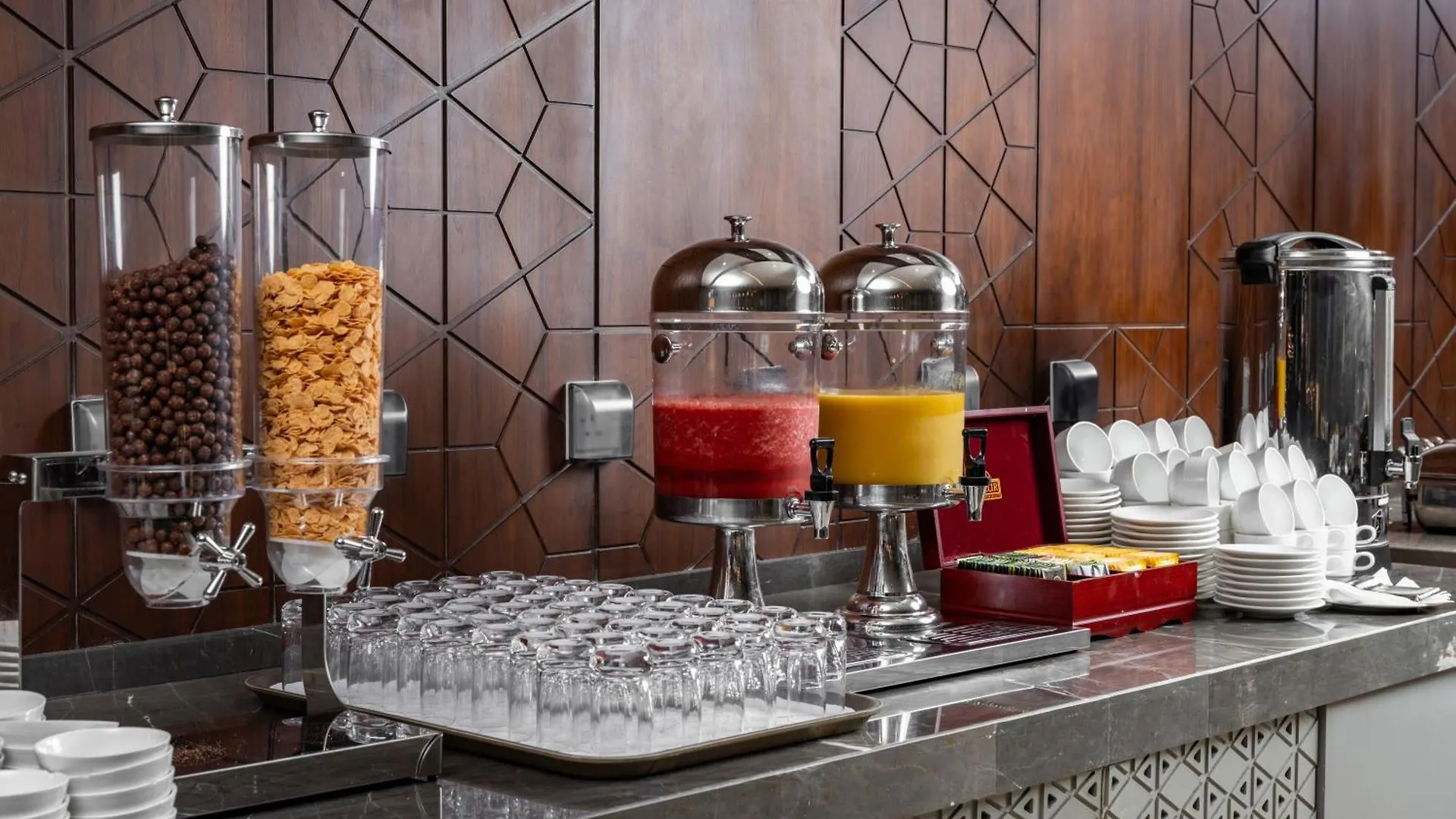 ****  Wirgan Al Noor, Tapestry Collection By Hilton Otel Mekke Suudi Arabistan