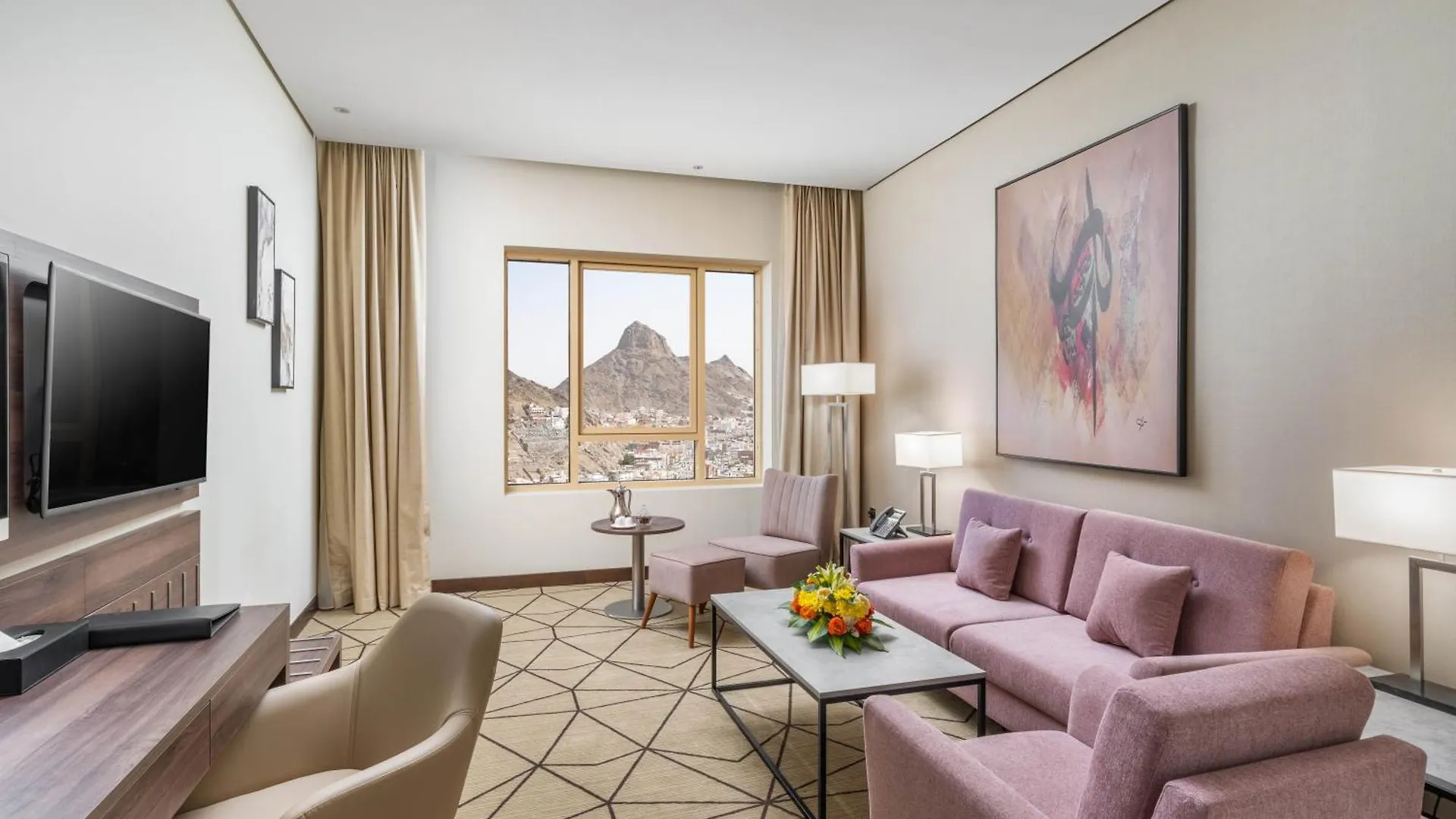 ****  Wirgan Al Noor, Tapestry Collection By Hilton Hotel Mecca Saudi Arabia